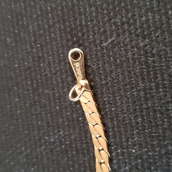 AVON 1970S VINTAGE 2 GOLDEN  BRACELETS - Picture 6 of 6